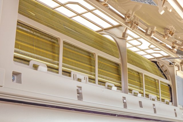 Vivax ACP12CH35AEHI+Gold oldalfali inverteres hűtő-fűtő design split klíma szett, 3,5kW, A+++/A++, csepptálca fűtés, Wifi ready - Split klíma